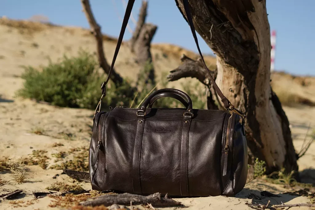 Leather Travel Bag – Your Must-Have for Travel
