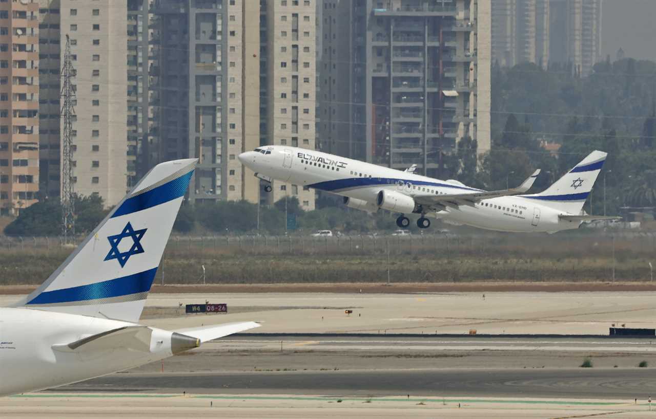 Airlifts for Americans stuck in Israel are currently not available.