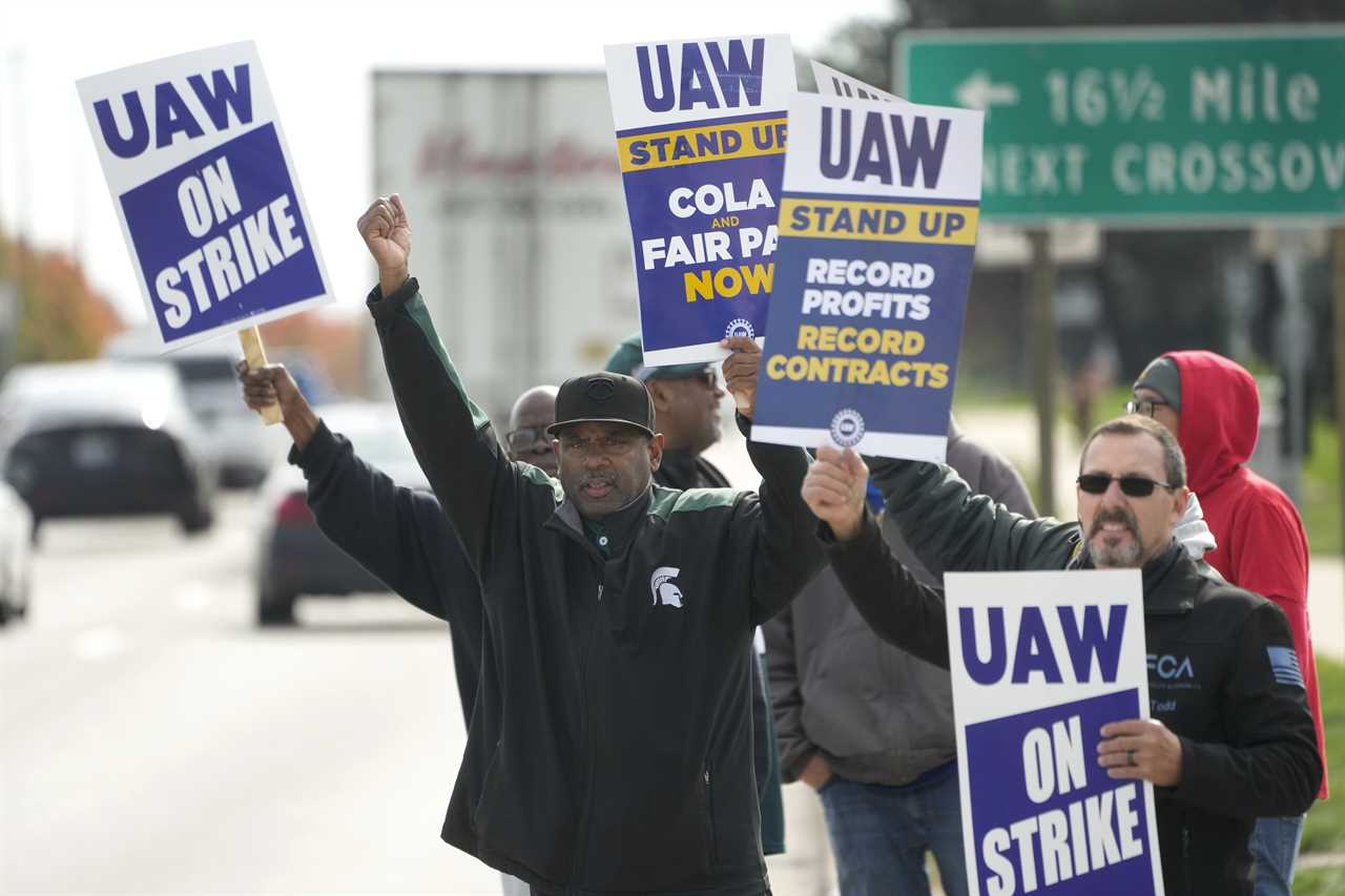 UAW-Ford tentative agreement could ease some pressure on Biden