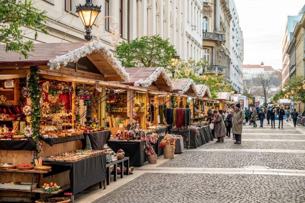 10 Most Charming Christmas Markets To Visit In Europe In 2023