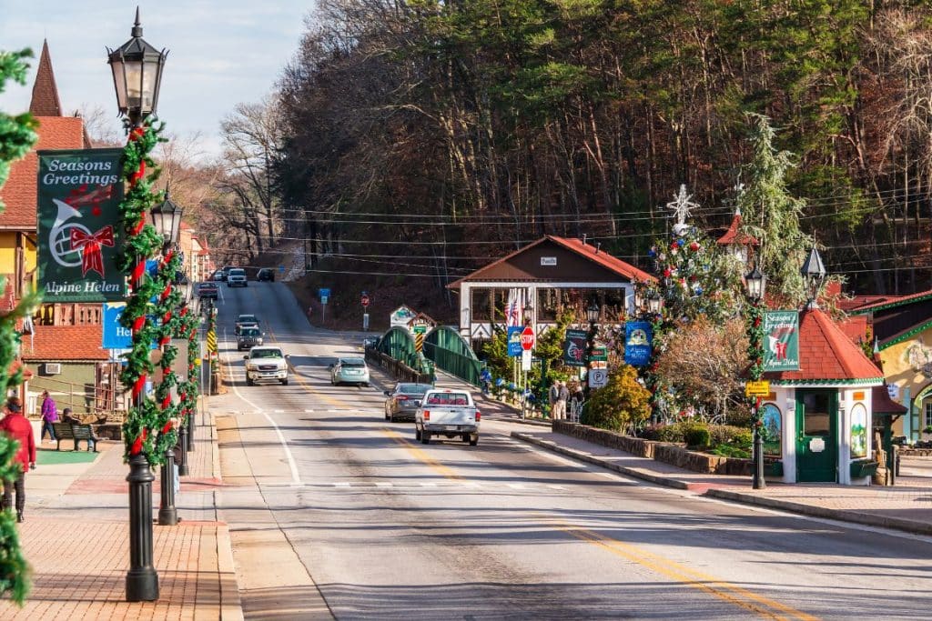 7 Most Charming Christmas Towns & Festivities In Georgia In 2023  