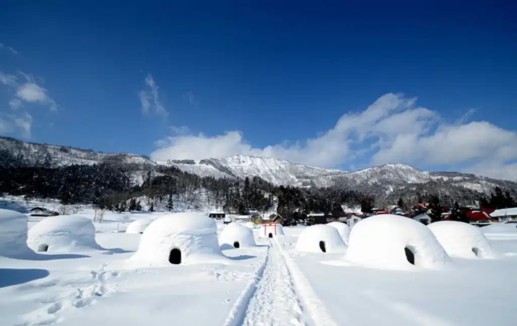 These Are 8 Most Picturesque Winter Destinations In Japan