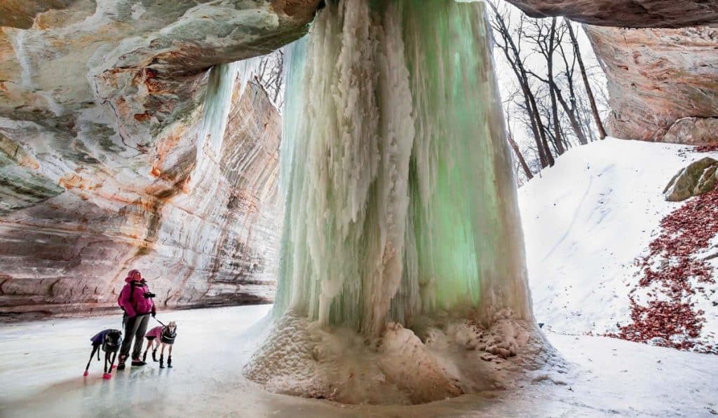 8 Best Places To Visit In Illinois State This Winter