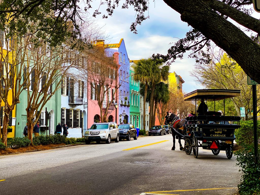 Charleston’s Arts Scene: Galleries, Studios, and Creative Hotspots