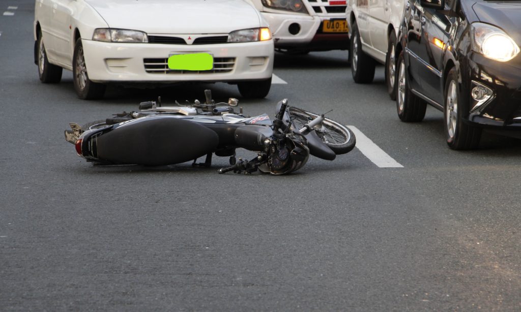 6 Injuries Motorcycle Riders Face When They Ignore the Right of Way Rules