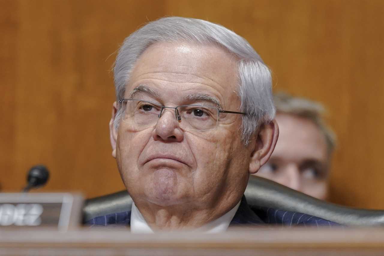 Menendez spends his campaign money while he relies on big-name donors to support his legal defense fund