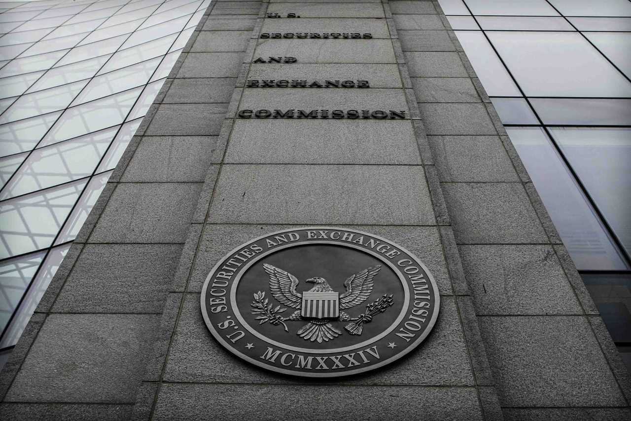 SEC's Gag Rule under fire