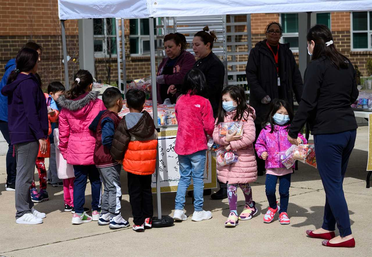 Last-minute pressure to feed children in the summer