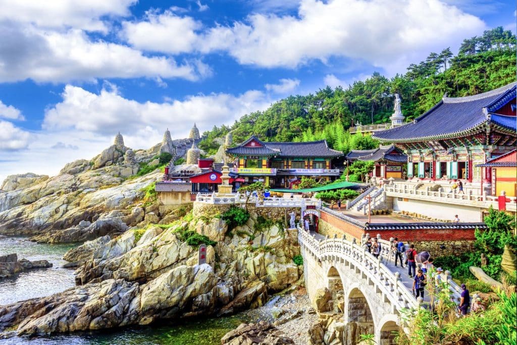 Do South Korea's strict visa requirements for digital nomads dampen enthusiasm?