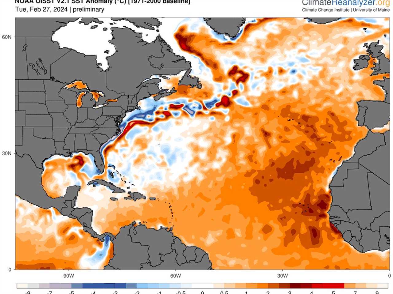 Map shows higher than normal temperatures in most of the North Atlantic.