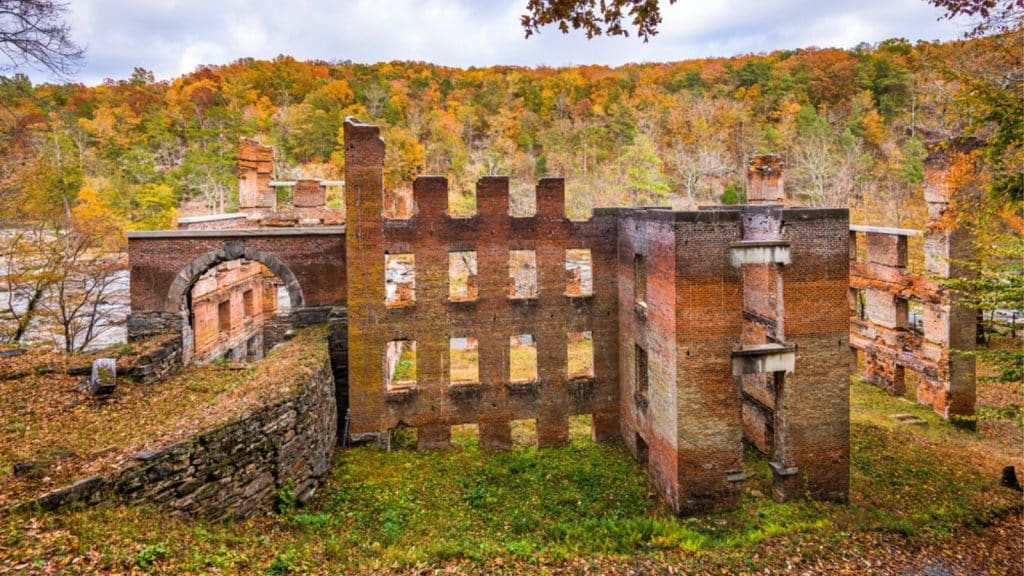 7 Incredible Hidden Gems In Georgia To Visit In 2024