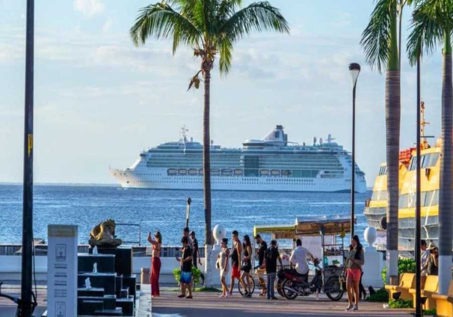 This Mexican island will receive over 90,000 cruise passengers this week
