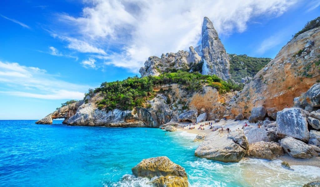 7 Incredible Hidden Gems In Italy To Visit in 2024