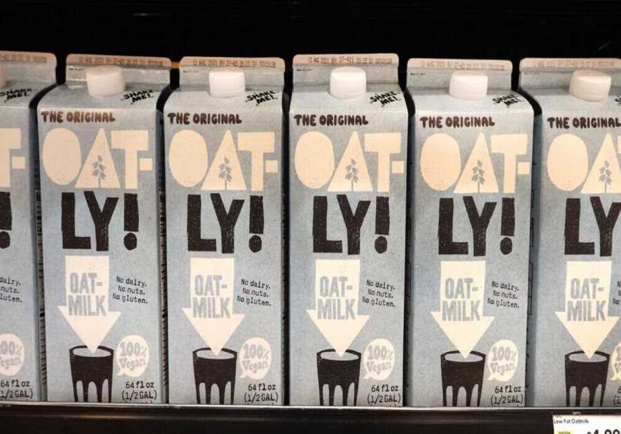 Is oatmilk unhealthy? This is the wrong question.